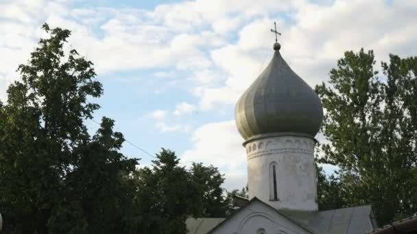 Beautiful view of Russian Orthodox church — Stock Video