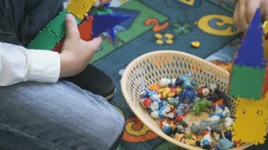 Oyun küçük çocuklar oyuncak tasarımcısı kapalı geliştirme