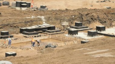 Büyük bina kompleksinin büyük inşaatı