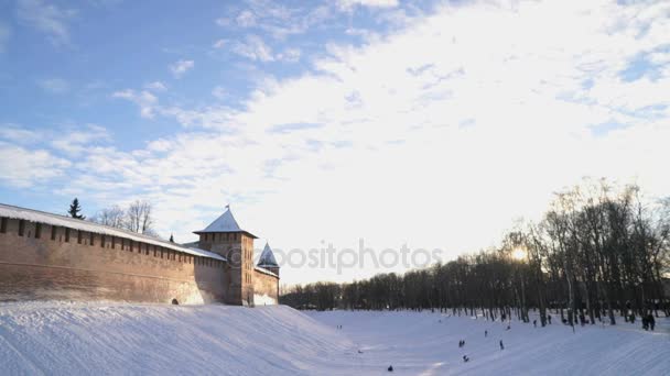 Kremlin de Veliky Novgorod en invierno, Rusia — Vídeo de stock