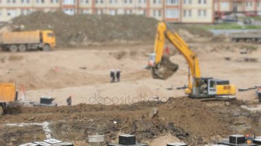 Büyük bina kompleksinin büyük inşaatı