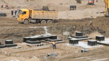 Yaz aylarında büyük inşaat alanı