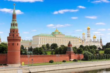 Moskova, Rusya'nın Kremlin. Büyük taş köprü görünümünden.