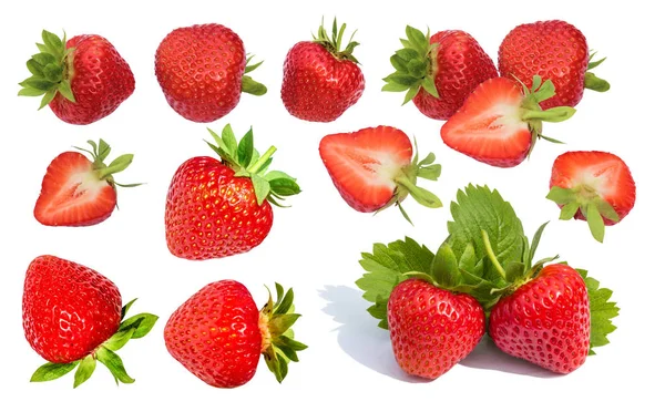 Vereinzelte Erdbeeren. Sammlung von ganzen und geschnittenen Erdbeeren — Stockfoto