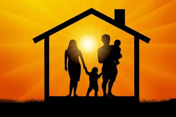 Famiglia con due bambini in casa al tramonto, vettore silhouette — Vettoriale Stock