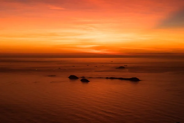 Nascer do sol no Rio de Janeiro, Brasil — Fotografia de Stock