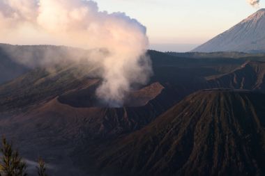 Etkin Mount Bromo - Java, Endonezya