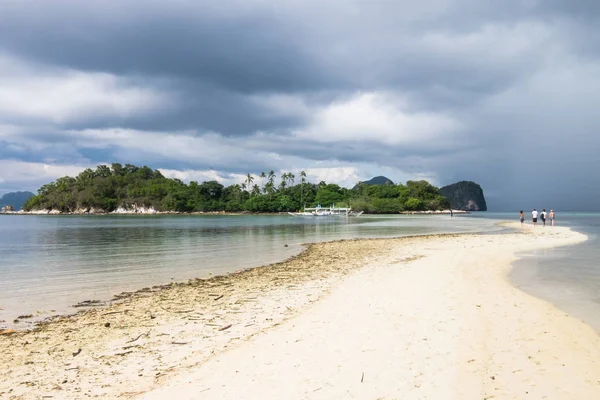 Spiagge incredibili di El Nido, Palawan, Filippine — Foto Stock