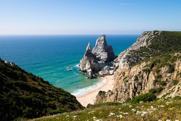 Praia da Ursa num dia ensolarado, Portugal — Fotografia de Stock