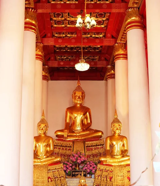 Άγαλμα Του Βούδα Στην Ταϊλάνδη Ναό Ορόσημο Της Ασίας — Φωτογραφία Αρχείου