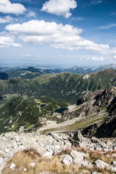 Tepe sna göller Slovakya ile Rohace Dağları