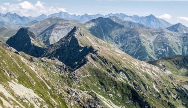 Banikov tepe Slovakya Mountains Batı Tatras üzerinden Tatra Dağları Panoraması