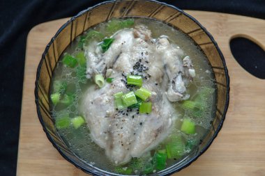 Samgyetang - Korece tarzı tavuk çorbası