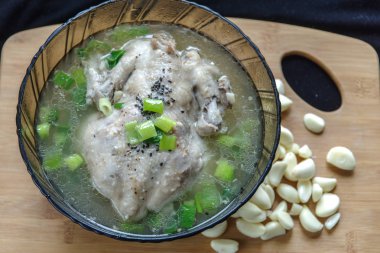 Samgyetang - Korece tarzı tavuk çorbası