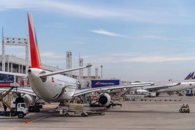 28,2016 (NAI Manila havaalanındaki Filipin havayolu, bakabilir miyim