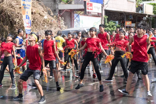 24. juni 2017 på Balayan Parada ng Lechon 2017, Batangas, Phil – stockfoto