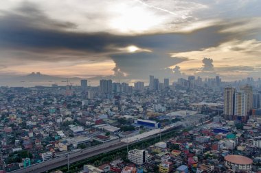 günbatımı metro Manila, Filipinler