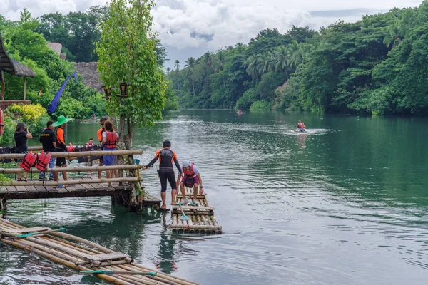Temmuz 15,2017 Sal nehirde villa escudero, Laguna binmek