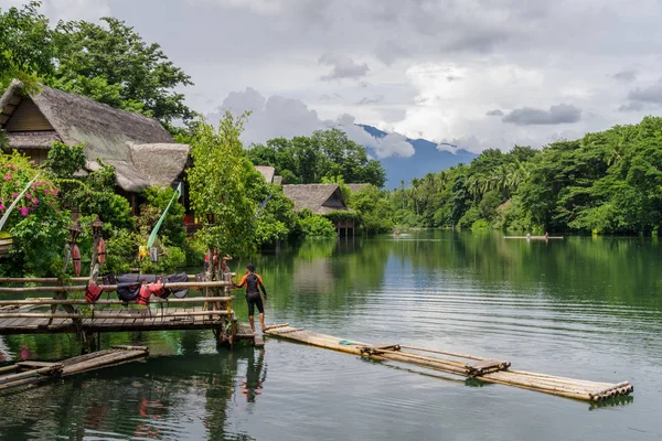 Temmuz 15,2017 Sal nehirde villa escudero, Laguna binmek