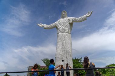 29 Temmuz 2017 İsa heykeli, Monasterio de Tarlac, Philipp
