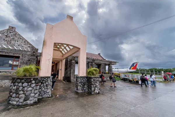 Basco Havaalanı, Batanes Eylül 20,2017 ana kapıda