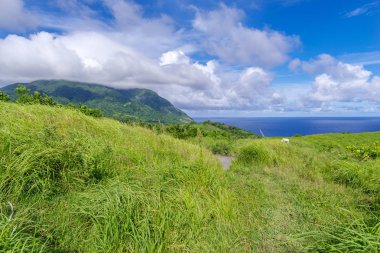 Ivatan, Batanes Tepesi'nden görüntülemek