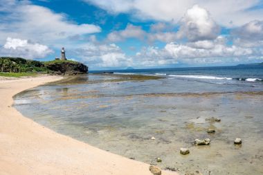 Deniz feneri ve Sabtang Adası, Batanes beach