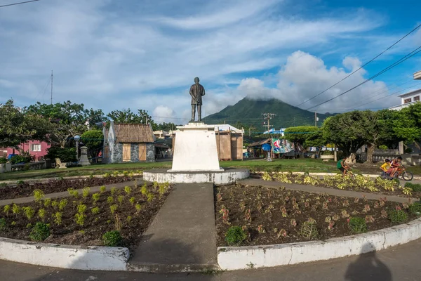 Ali Rıza heykel Basco Plaza, Batanes — Stok fotoğraf