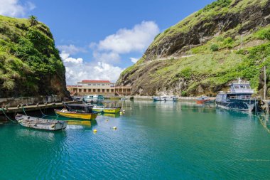 Batan Adası, Batanes iskelede Mahatao