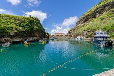 Batan Adası, Batanes iskelede Mahatao