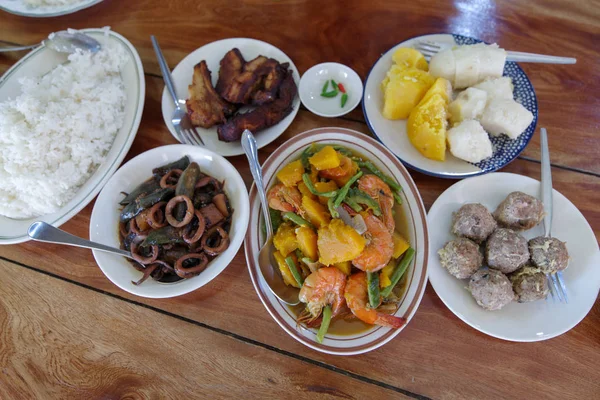 Comida asiática em Batan Island, Batanes — Fotografia de Stock