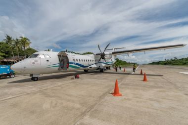 Okuldan ayrılırken E.L. Tordesillas hava, Ekim 6,2017 mühendisi hazırlanın