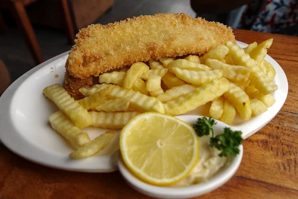 영국 생선과 칩의 대표적인 식품 — 스톡 사진
