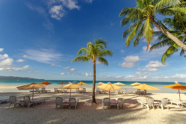 Prachtige witte strand van boracay — Stockfoto