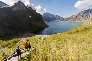 18 Şubat 2018 Mt. Pinatubo turistlere krater Gölü, Capas