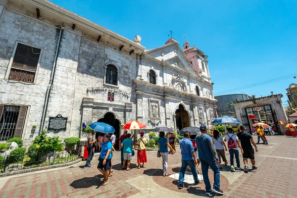 Bir Cebu city, Filipinler Nisan 25,2018 - insanlar Tanrı'nın Askerleri'ni Nino kilise izle