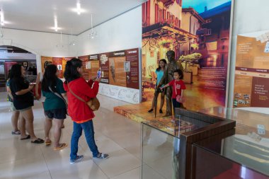 Müze ni Jose Rizal sergilerine, Calamba, Filipinler, 5 Ocak 2020