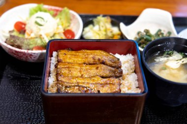 Unagi öğle yemeği seti - GRILLED EEL Japon Yemekleri, Filipinler