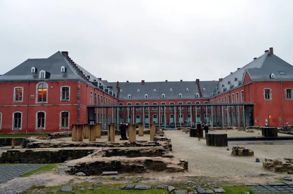Abadía de Stavelot en Bélgica con las ruinas —  Fotos de Stock