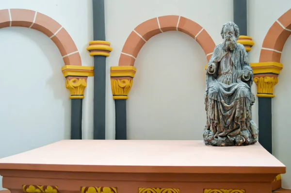 Άγαλμα του Αγίου στο παρεκκλήσιο — Φωτογραφία Αρχείου