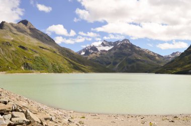 Silvretta massif onun Gölü ile 