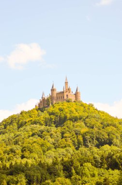 Hohenzollern Kalesi görünümünü 
