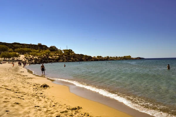 Kumlu plaj Paleochora görünümünü 