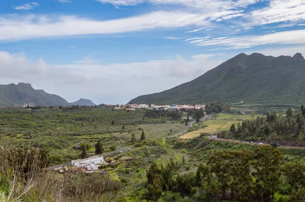 Θέα της κοιλάδας του arriba στα βορειοδυτικά του νησιού του T — Φωτογραφία Αρχείου