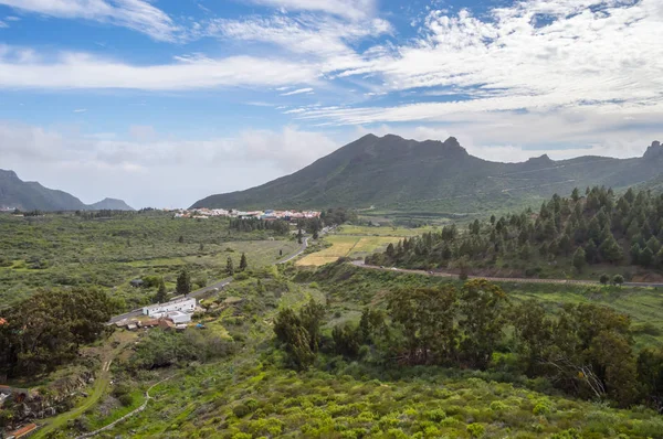 Vista do vale de arriba no noroeste da ilha de T — Fotografia de Stock