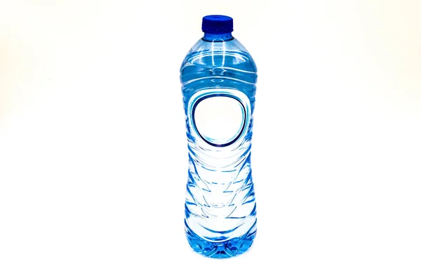 Blaue Plastikwasserflasche Auf Weißem Hintergrund — Stockfoto