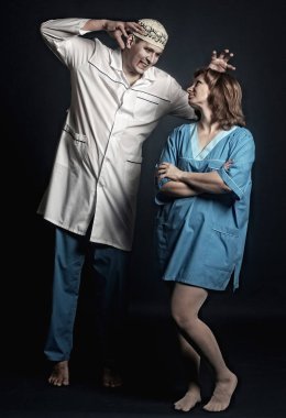 deli kötü doktor diş hekimi