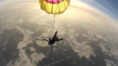 Paraşüt jump.skydiver boşlukta