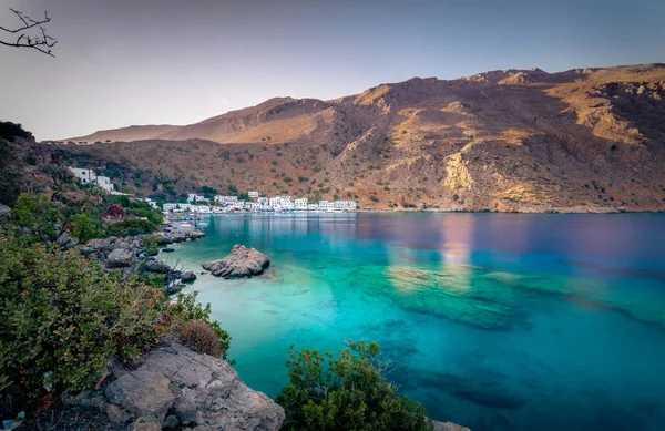 Řecké vesnici Loutro, Chania, Kréta, Řecko. — Stock fotografie