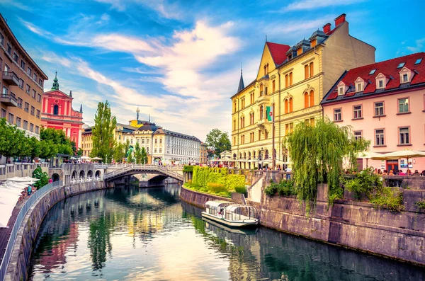 Slovénie Ljubljana Tromostovje Rivière Ljublianica Église — Photo